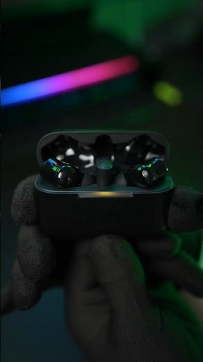 Unboxing the Razer Hammerhead V3 HyperSpeed