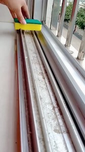 1.6M views · 7.1K reactions | Window groove cleaning tip#cleaning #cleaninghacks #cleaningtips #amaozonfinds #instagood | Lovelivedream | Facebook