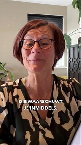 Experts slaan alarm over Ozempic. Artsen waarschuwen voor de bijwerkingen. De prijzen rijzen de pan uit. En toch… grijpen steeds meer mensen naar de spuit. Maar waarom praten we niet over de échte oorzaak van overgewicht? Waarom blijft het gesprek hangen bij symptoombestrijding, in plaats van het probleem bij de wortel aan te pakken? Want geloof me: jouw strijd met gewicht is geen kwestie van discipline. En het is zéker geen gebrek aan wilskracht. Ik weet hoe het voelt om elke dag die innerlijke