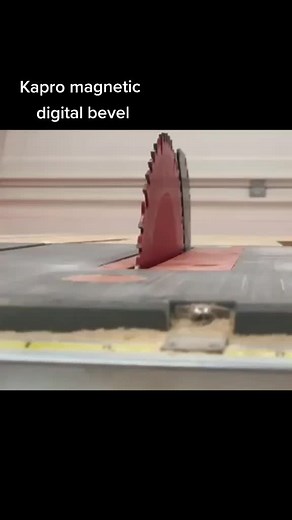 Digital magnetic bevel 🇸🇪 Magnetisk digital vinkelmätare #carpenter #tablesaw #bevel #vinkelmätare #snickare