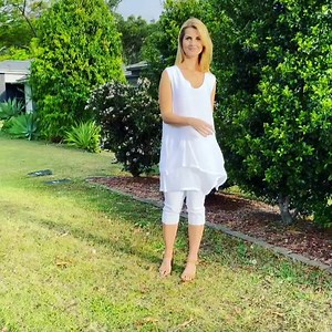 This White Applique Sleeveless Tunic Top is the perfect start to summer. It is made in a woven cotton blend fabric that falls easily over the body, with no sleeves, V neck with circle applique detail and has two layers that provide a flattering drape. Match with white crop pants, sandals and a hat for a stylish look this summer Size 14 to 24 - Cotton blend - 65% Cotton 35% Polyester - $49.99 available at I❤Tunics here: https://bit.ly/3q6EOvQ Available in other colours as well Visit our website: 