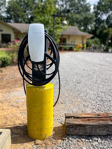 Clinton to install 12 new EV charging stations