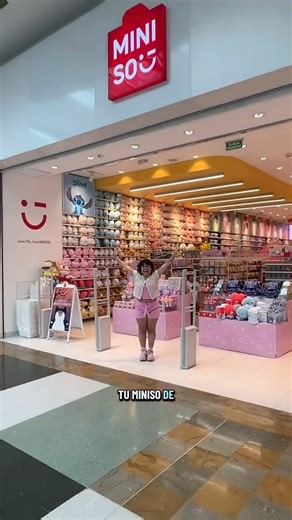 Pola on Instagram: "Unboxing🌸🍃 de la colección de #BT21 baby’s💜 de @minisocolombiaoficial AMEEEEEEEE✨ #polakpoperempresaria #kpoper #MundoMiniso #NoSabíaQueLoNecesitaba #Bts #army"