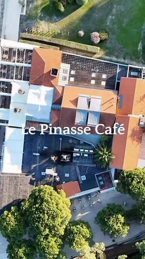 Mon endroit préféré ✨ 📸 @tomtran__ #PinasseCafe #Restaurant #CapFerret #BassinArcachon #FavoritePlace | Pinasse Caffè