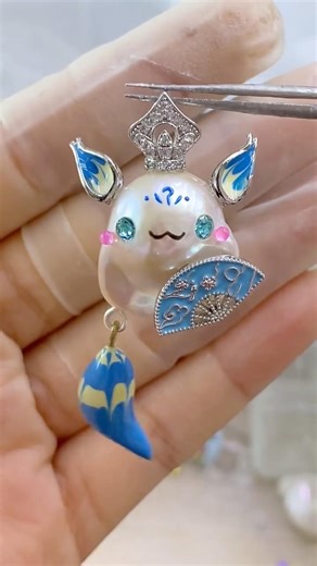 Watch me turn an imperfect pearl into wearable art 😉 #pearljewelry #creativedesigns #diy #handmade