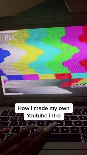 Easy YouTube Intro Tutorial for Small YouTubers