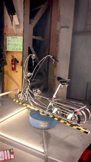 BK42 Cycles | Custom Bicycles & All Things E-Bikes on Instagram: "I don’t even know how to categorize this awesome custom bicycle creation! 🤯🚲 Is it a lowrider? A trike? Or just an all-around epic custom bike?! Built by Mr. Handy from Worldwide Kustom, straight from Cup Rastabike — with the video kindly sent by Patrick Kallas. What would you call it? 👀🔥 @followers topfans #fblifestyle #custom #bicycle #trike #bk42 #lowriders_and_classics"