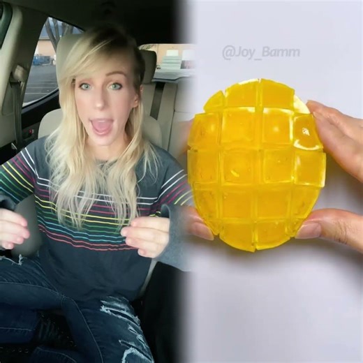 When men approach me on dark sidewalks at night the jaws theme song plays in my head #storytimes