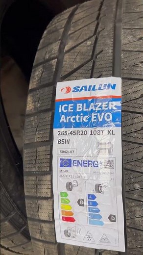 Sailun Ice Blazer Arctic EVO 265/45R20