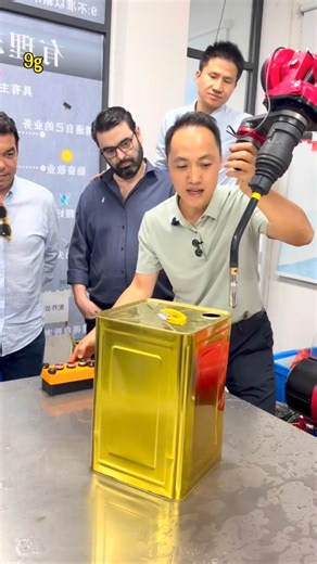 DK on Instagram: "👂🏼👂🏼👂🏼lol"