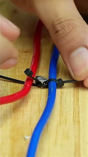 The secret of cable clamps with cable ties
