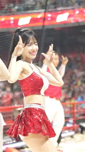 Da-hye's new strikeout dance is absolutely perfect for her! A must-see!!! #LeeDaHye #이다혜 #basebal...