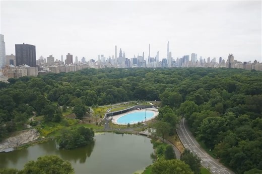 Time flies when you’re having fun... Today officially marks 🎉 100 DAYS 🎉 of the Davis Center at the Harlem Meer! Whether you’ve stopped by for a yoga class on the Harlem Oval, gone swimming in Gottesman Pool, strolled along the Boardwalk, or simply enjoyed views from the Overlook, this space is for you. 🫶 To celebrate, we launched a new Instagram account dedicated to the Davis Center and all things around the Harlem Meer! Follow @DavisCenterCentralPark on Instagram and tag us as you make new 