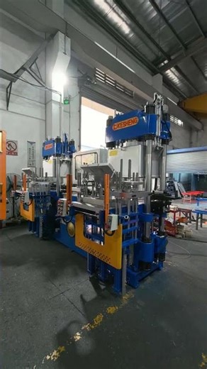 200tons vacuum molding machine