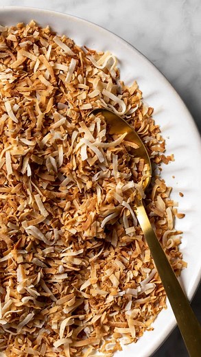 49 reactions · 3 comments | Toasted coconut is the BEST coconut! 便 And it’s so easy to do yourself - no need to buy the pre-toasted stuff. Search “how to toast coconut” on MBA to learn 3 super simple methods. #toastedcoconut #coconut #howto | My Baking Addiction | Facebook