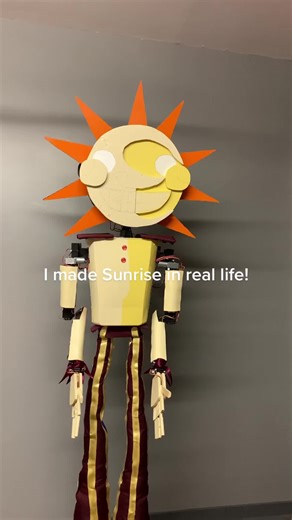 Exploring the Sun and Moon Animatronics in Security Breach | FNAF