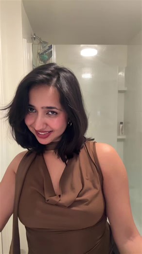 The bathroom lightning was so good🤌 #lipsync #viral #fyp