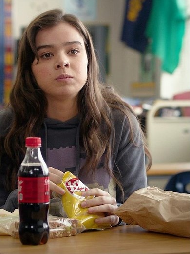 The Teacher Broke Her Heart with Just One Sentence【The Edge of Seventeen】