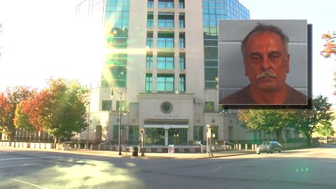 Hoover man accused in murder-for-hire plot to kill family enters plea