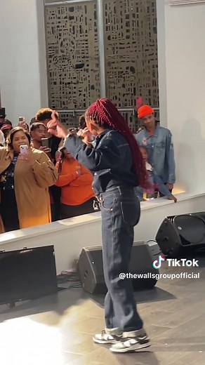 We love when @Rhea Walls sings solo! #4WallsXperience #thewallsgroup #gospelmusic