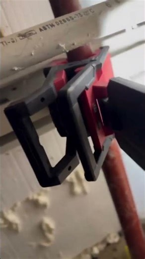 M18™ ROVER™ Clamping Flood Light: Magnetic Mounting & More!