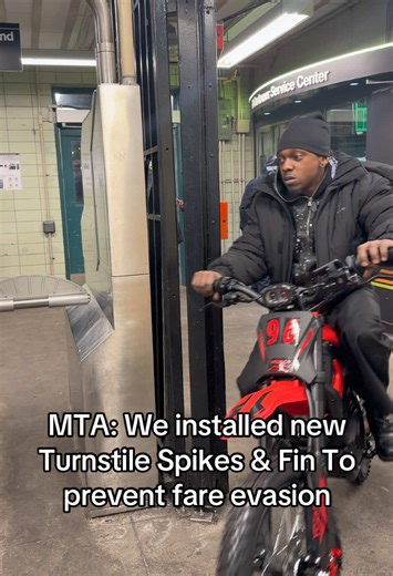 Meanwhile in NewYork ‼️🚂🚲🚶👀 … #wafflekozik #fyp #subway | new york sub way