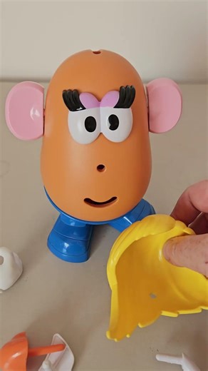 Building Mrs Potato Head 🥔 from Toy Story #shorts