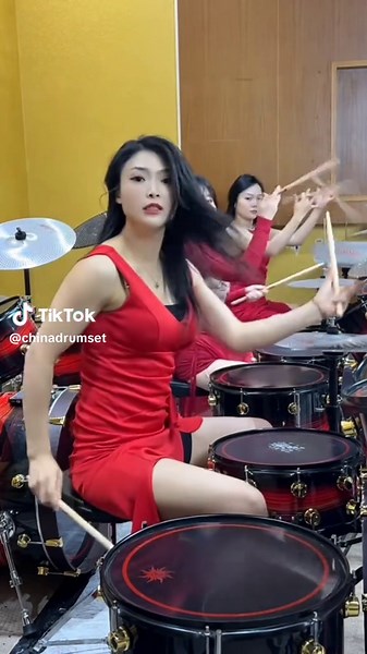 爵士乐器精彩表演