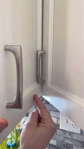 A quick fix to an annoying problem! #homerepair #kitchencabinets #thefixer | The Fixer