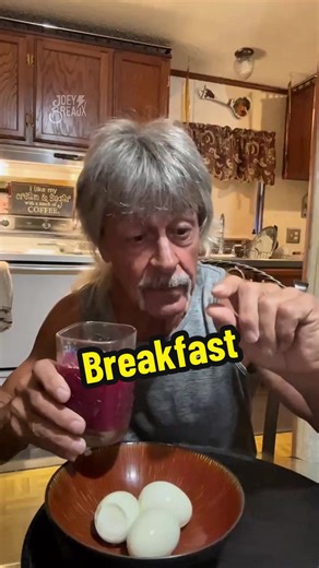 Discover the Perfect Breakfast: Hard Boiled Eggs and Juice