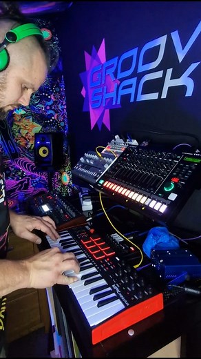 2.3K views · 24 reactions | More Trance from the Virus TI #euphorictrance #trance #virusti #accessvirus #trancefamily | VALHALLA - House & Techno DJ/Producer | Facebook