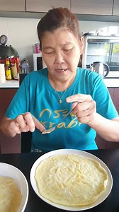 68K views · 1.1K reactions | Uncle Tan早起准备面粉糊 安迪秀早起煎面粉糕殺 四妹做完运动露‍♂️...