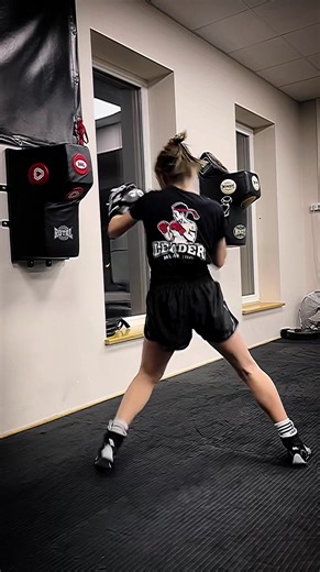 Viktoria and Nikita🖤BOXING🖤 🔥@turbinanikitos 🔥@viktoriamuaythai 🇪🇪@leader_muay_thai_club 🇪🇪Leader Muay Thai Club🇪🇪 приглашает всех детей/взрослых на тренировки тайского бокса! Открыта регистрация для новичков: 1 группа: 5-7 лет, Пн, Ср, Пт в 17:20, длительность примерно 1 час 2 группа: 8-14 лет, Пн, Ср, Пт в 18:30, длительность примерно 1,5 часа 3 группа: 15 , Пн, Ср, Пт в 20:00, длительность примерно 1,5 часа Для получения доп. информации обращайтесь в ЛС или leadermtc@gmail.com, ☎️ 3
