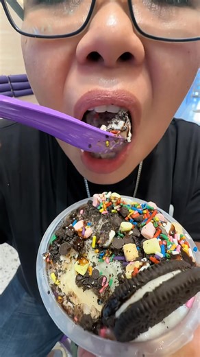 Hello mga Bess! visita kita con el Zamboanga's The Best Halo Halo aki se na @Manolo Halo Halo 😇😇😉😉 | COGAN