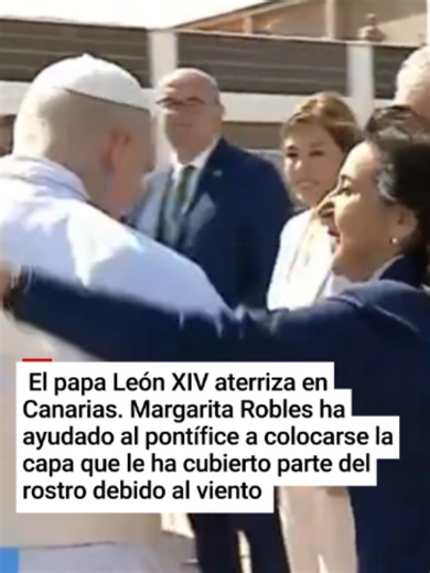 Papa León XIV aterriza en Canarias: recibimiento de Pedro Sánchez