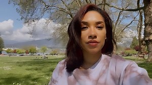 Candice Patton on Instagram: "☀️Sunday🌻"