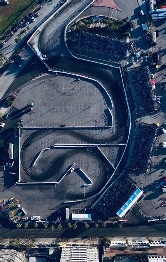 Mastering the Perfect Drift Tandem