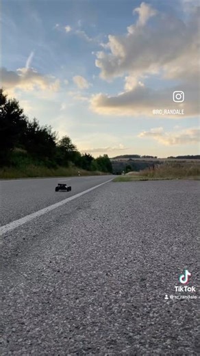#arrma #rccars #rcaddict #crash #bashing speedrun with my Arrma@Typhon 6S 🏎️💨💨💨