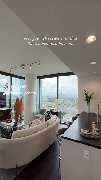 Luxurious Houston High-Rise Living with City Views