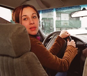 Study says women are worse drivers, get in more car crashes despite driving less than men