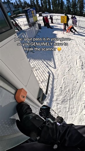 SEASON IS FINALLY HERE 🗣️🗣️🗣️‼️‼️🏂🏔️ #contentcreator #snowseason #funny #beginner #snowboarding