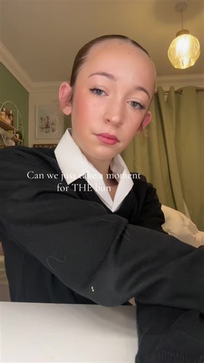 Mastering the Perfect Bun: Tips and Tricks