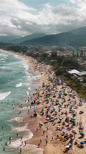 Florianopolis: Magic island and safest city in Brazil? Full video on YouTube ofc: https://youtu.be/iS022g0kT9A?si=OWTXC0p7Dt45uGeo #florianopolis #florianópolis #floripa #brazil bras | Dots on a Map
