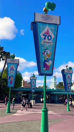 Outside Disney California Adventure | Entrance & Exterior Views