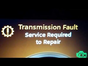 Peterbilt 579 problem and how to quick Fix #peterbilt #problem #transmission #fault #repair #fix