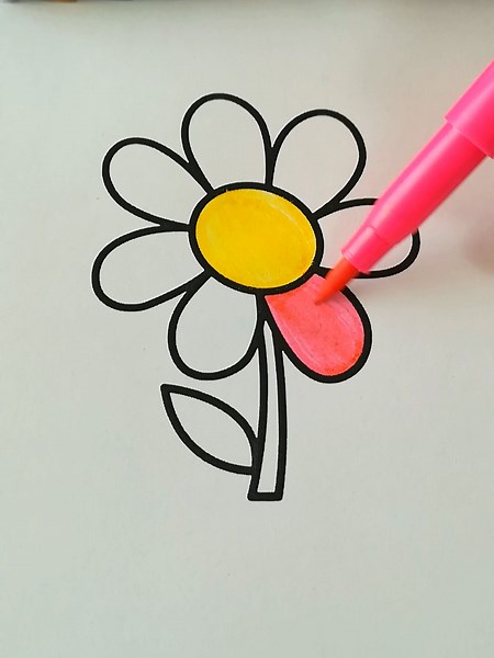 🌼 #satisfyingpatterns #colourtherepy #colouring #asmr #simple #asmrsounds #colouringasmr #relaxing #happyplace #textas #kidscolouringbook #therepy #colours #colouringbook