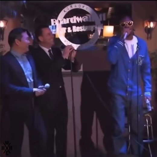 13K views · 514 reactions | Snoop Dogg  cantando “Gangnam Style”  todo un crack el Uncle Snoop!! ️ Doggy day  WHHG. #snoopdogg #hiphopculture #worldhhgang | WORLD Hip-Hop Gang. | Facebook
