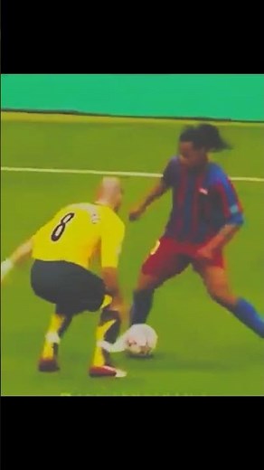 Ronaldiñho La Sonrisa del Fútbol Mejores Jugadas #ronaldinho