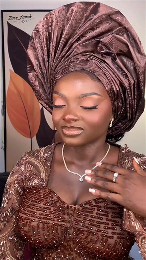 my hands are blessed 🥰 #zoes_touch #muaingombe #bestgombemua #makeup