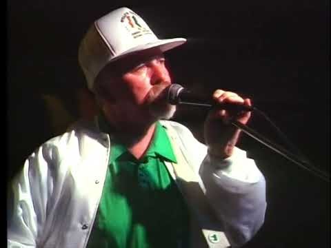 The Wolfe Tones - Come Out Ye Black And Tans (Live From Glasgow)